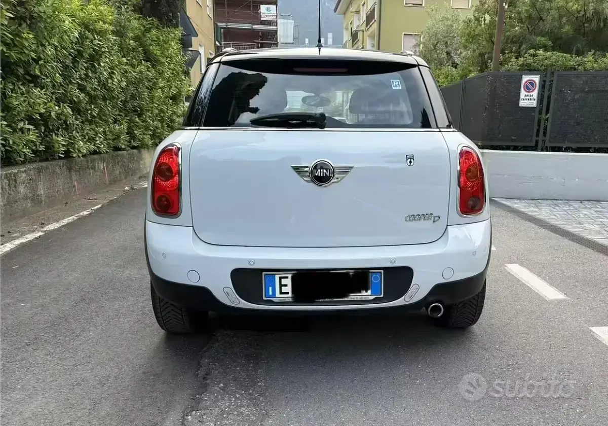 Usata Mini Countryman 111 CV (81 kW) 2012 Bianco SUV
