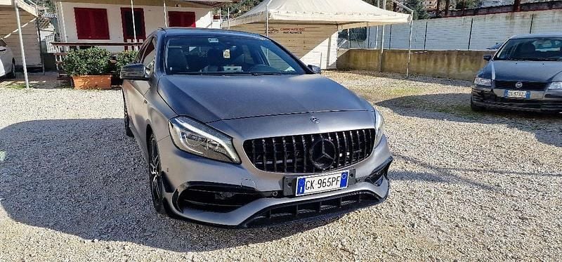 Usata Mercedes A200 Premium 136 CV (100 kW) 2017 Grigio Berlina