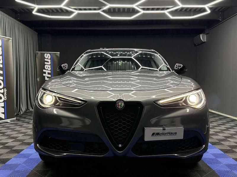 Usata Alfa Romeo Stelvio 190 CV (139 kW) 2021 Verde SUV