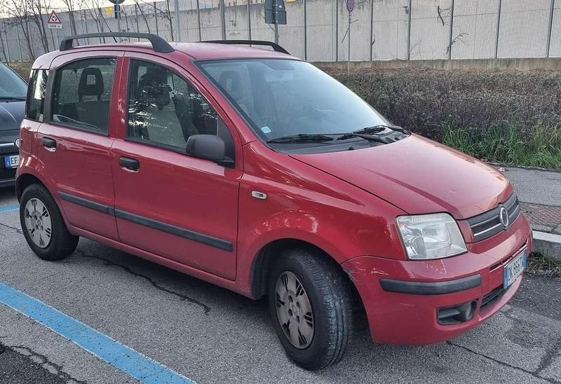 Usata Fiat Panda 60 CV (44 kW) 2007 Utilitaria