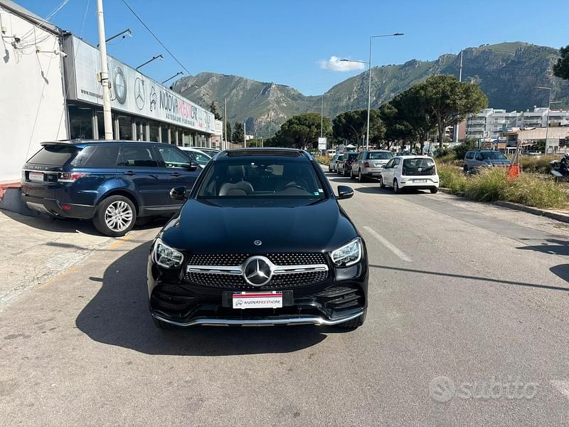 Usata Mercedes GLC300 Premium Plus 194 CV (142 kW) 2021 Nero SUV