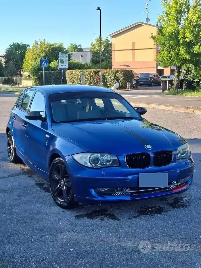 Usata BMW 118 143 CV (105 kW) 2007 Bluazzurro Utilitaria