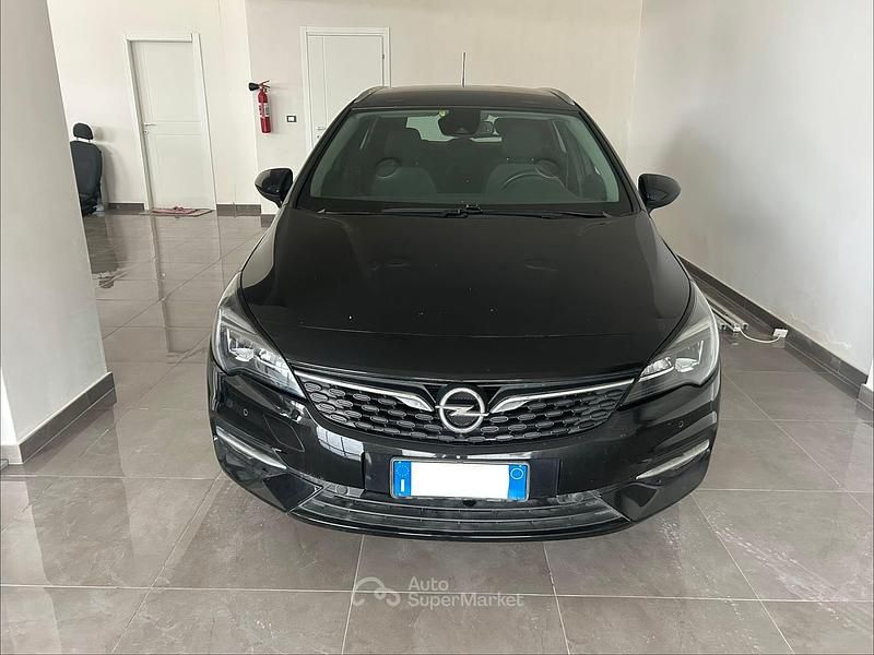 Usata Opel Astra Ultimate 122 CV (89 kW) 2021 Nero Station wagon