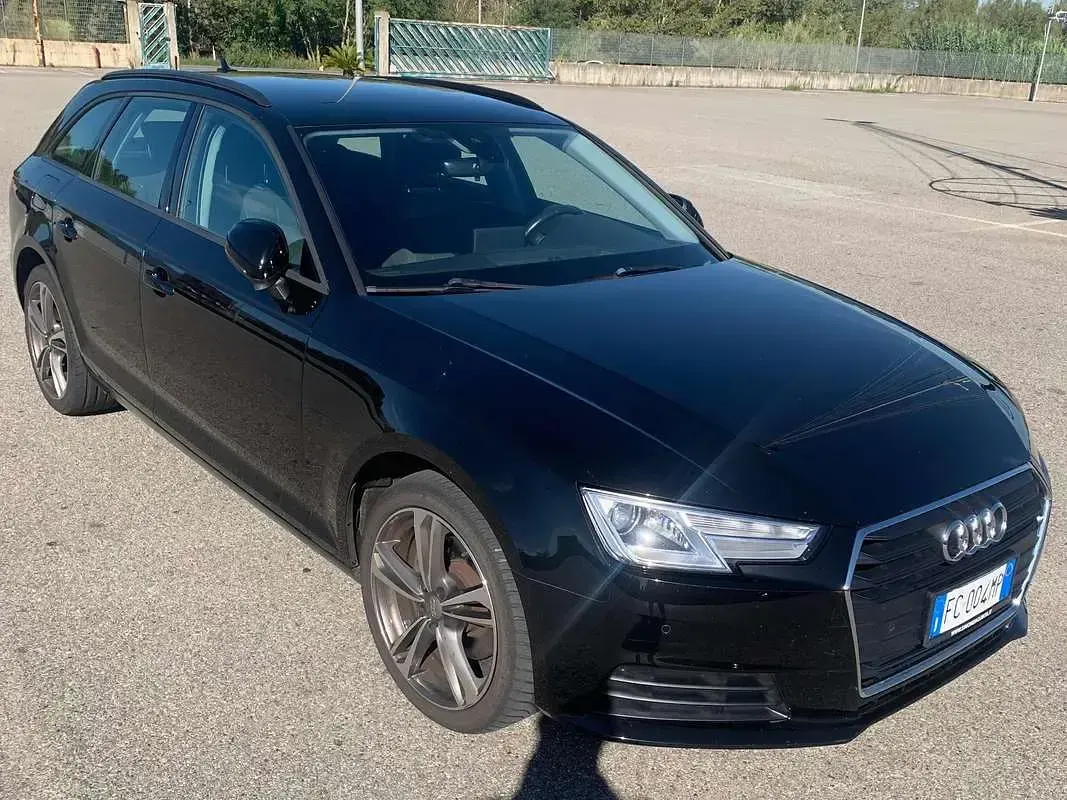 Usata Audi A4 150 CV (110 kW) 2016 Nero Station wagon
