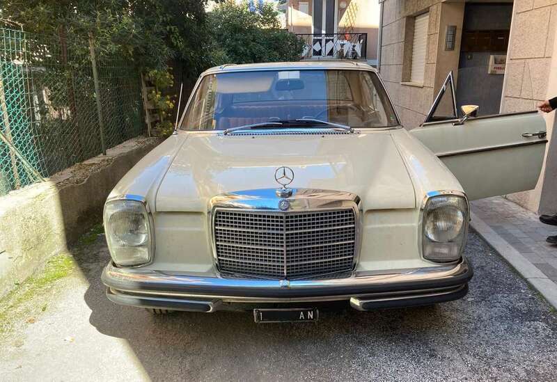 Usato 1969 Mercedes 250 2.5 Benzin 150 CV (22.000 €)