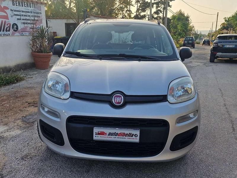 Usata Fiat Panda Lounge 75 CV (55 kW) 2015 Argento Utilitaria