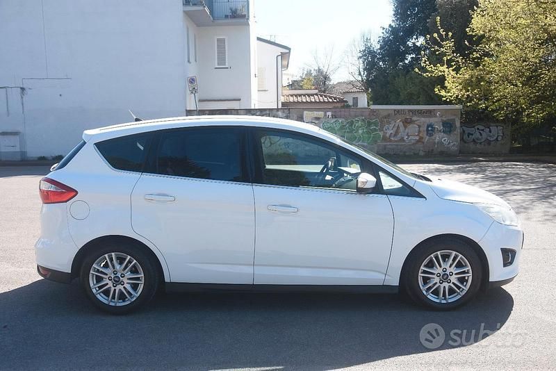 Usata Ford C-MAX Titanium 116 CV (85 kW) 2015 Bianco Monovolume