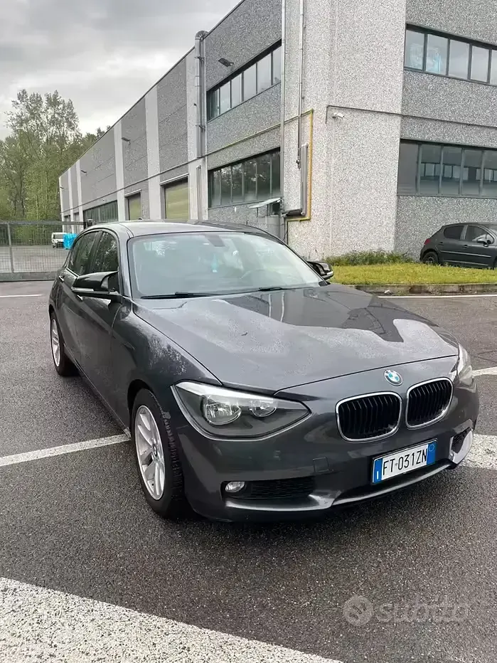 Usata BMW 116 Sport Line 116 CV (85 kW) 2013 Grigio Utilitaria
