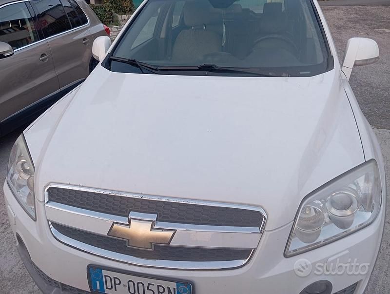 Usata Chevrolet Captiva 184 CV (135 kW) 2008 Bianco SUV