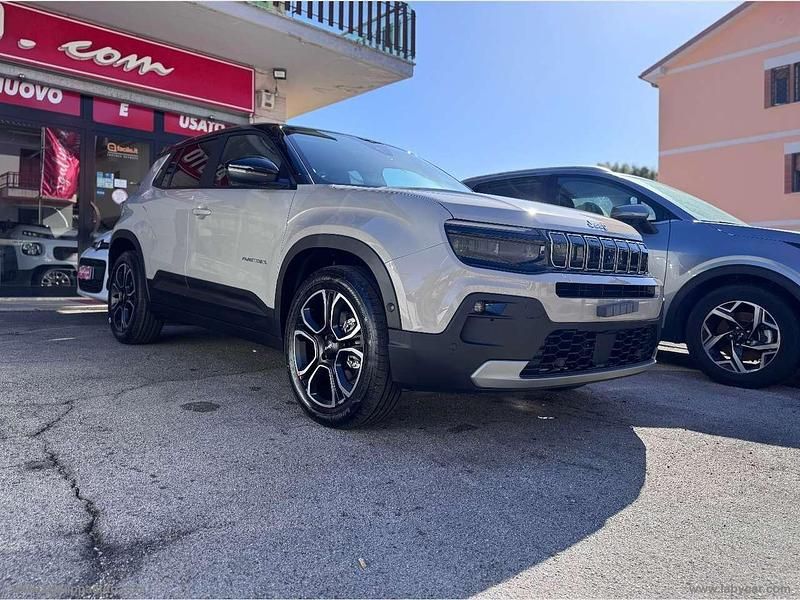 Nuova Jeep Avenger Summit 101 CV (74 kW) 2025 Grigio SUV