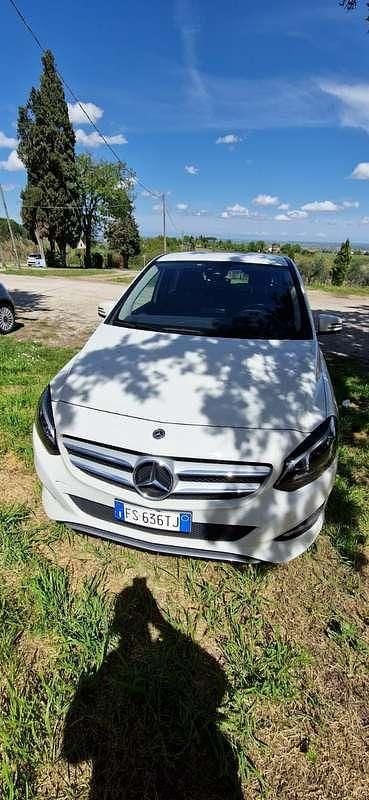 Usata Mercedes B200 Executive 136 CV (100 kW) 2018 Bianco Monovolume