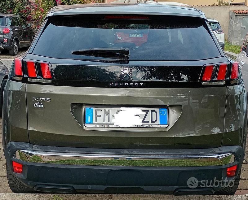 Usata Peugeot 3008 120 CV (88 kW) 2018 Verde Berlina
