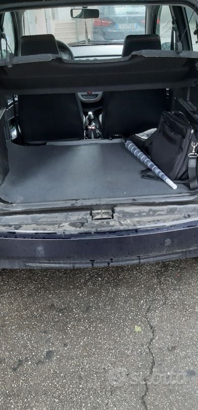 Nero Usata 2012 Microcar M8 Due volumi | 3500 € - Immagine 1/4