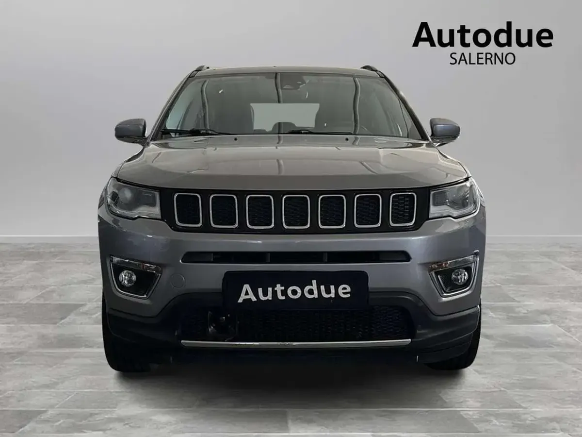Usata Jeep Compass Limited 140 CV (102 kW) 2020 Grigio SUV