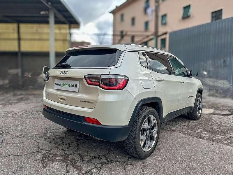 Usata Jeep Compass Limited 140 CV (102 kW) 2017 Bianco perla SUV