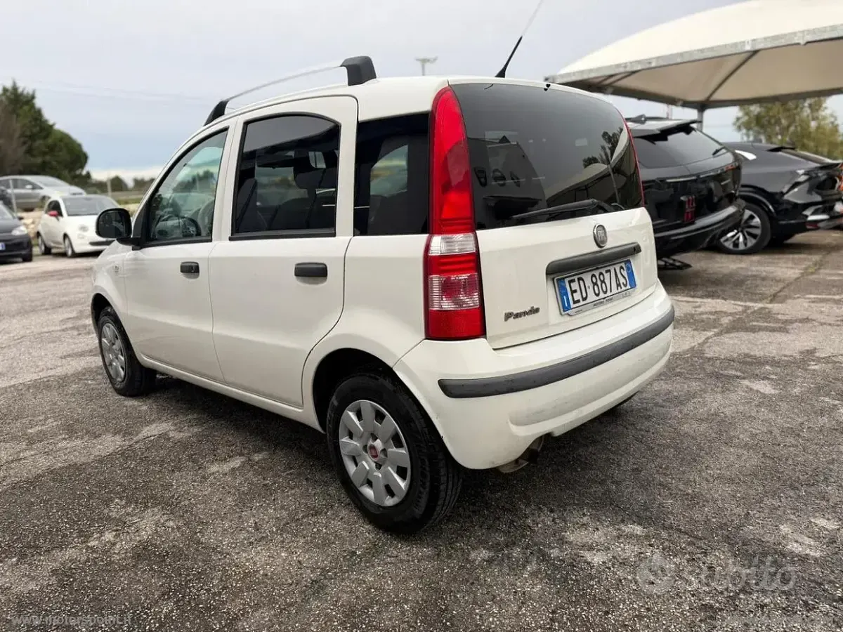 Usata Fiat Panda Dynamic 75 CV (55 kW) 2010 Bianco Utilitaria