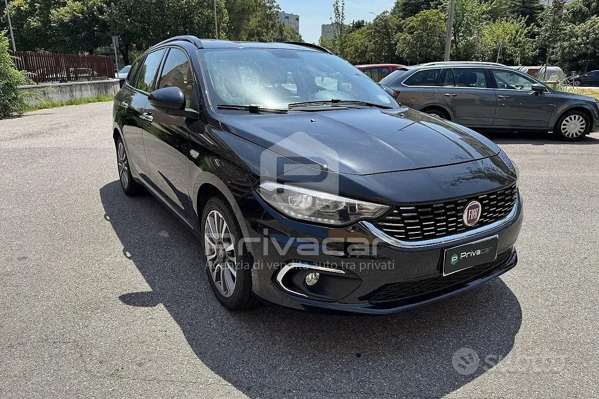 Usata Fiat Tipo S 120 CV (88 kW) 2018 Bluazzurro Station wagon