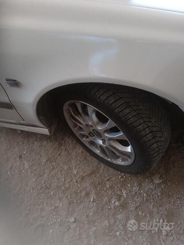 Usata Volvo V40 2012 Bianco Station wagon