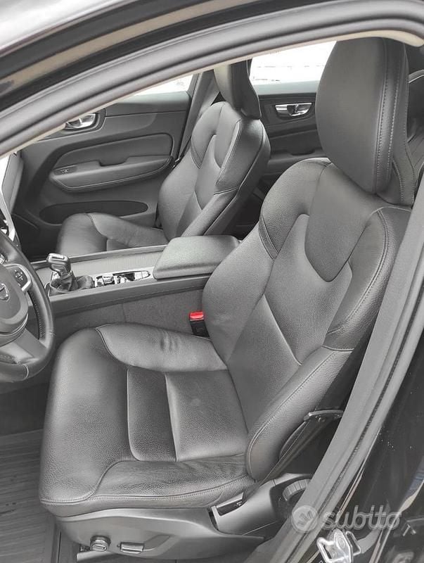 Usata Volvo XC60 190 CV (139 kW) 2019 Nero SUV