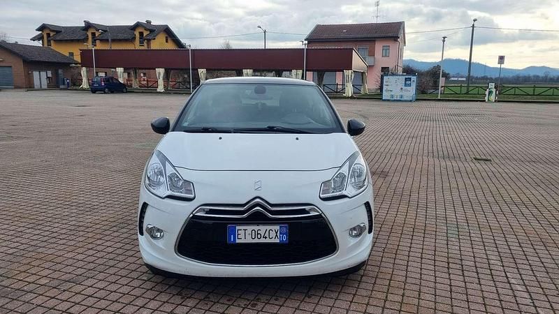 Usata Citroën DS3 So Chic 82 CV (60 kW) 2013 Bianco Berlina