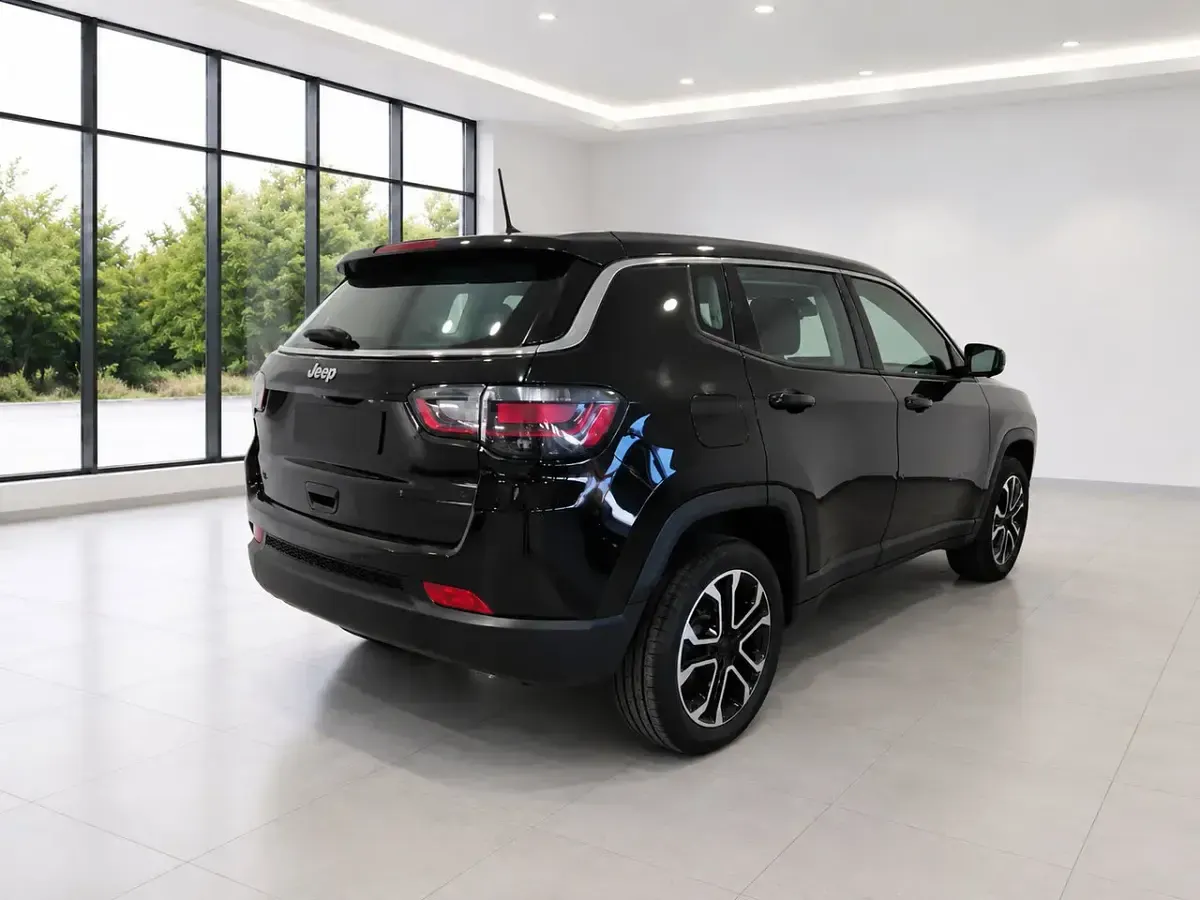 Usata Jeep Compass Altitude 131 CV (96 kW) 2024 Nero SUV