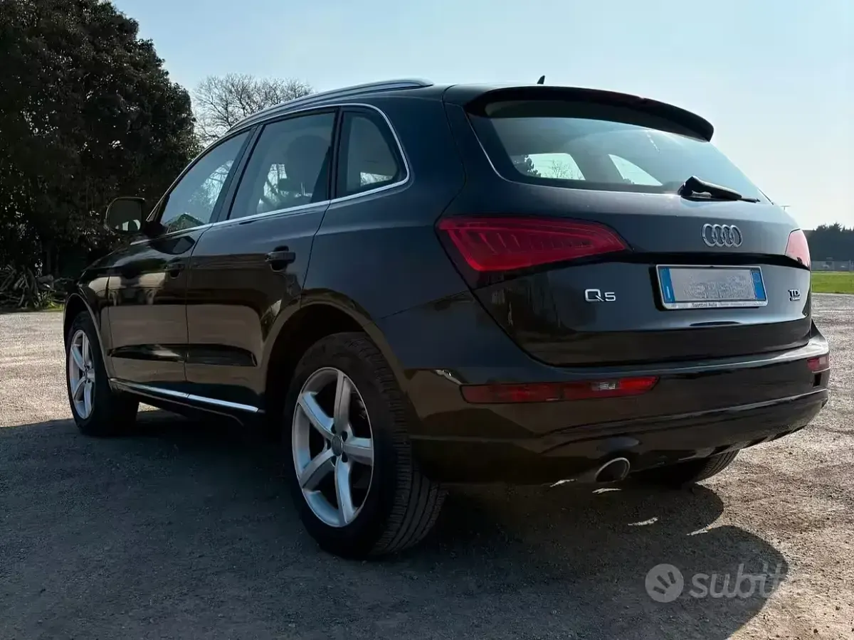 Usata Audi Q5 Advanced 177 CV (130 kW) 2013 Nero SUV