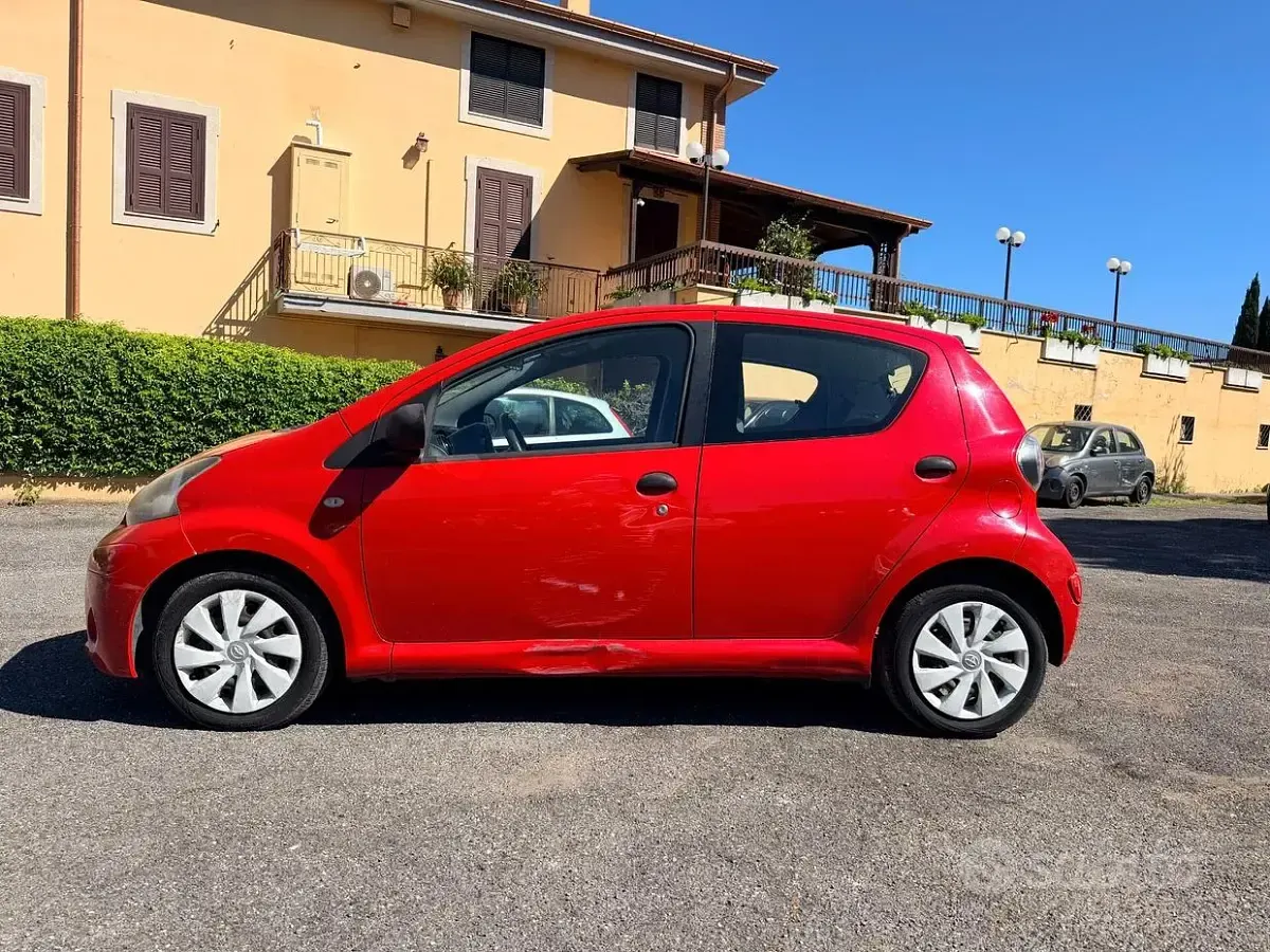 Occasion Toyota Aygo Connect Style 68 ch (50 kW) 2014 Rouge Citadine