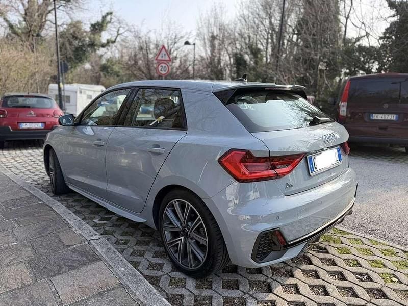 Usata Audi A1 Sportback S-Line 110 CV (80 kW) 2024 Grigio Utilitaria
