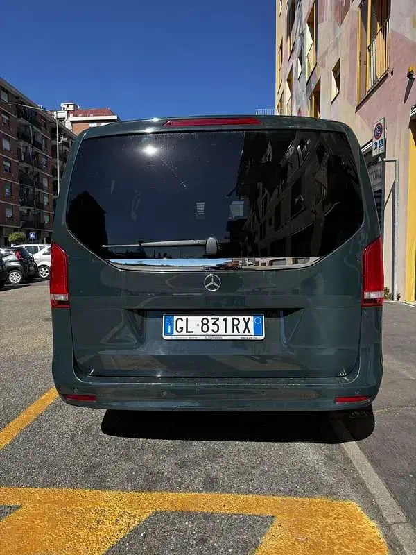 Usata Mercedes V250 Avantgarde 190 CV (139 kW) 2022 Verde Monovolume