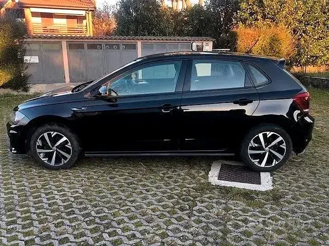 Begagnad VW Polo 95 HK (69 kW) 2018 Svart Halvkombi
