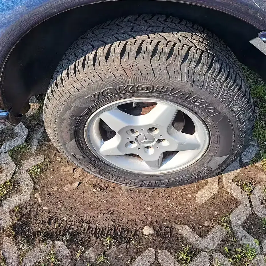 Usata Mercedes ML270 163 CV (119 kW) 2001 Bluazzurro SUV