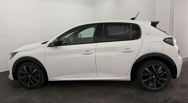 Usata Peugeot 208 GT 131 CV (96 kW) 2023 Bianco madreperla Utilitaria