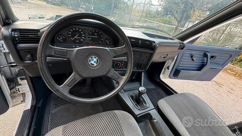 Usata BMW 316 90 CV (66 kW) 1985 Bianco Berlina