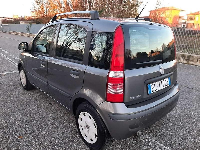 Usata Fiat Panda Dynamic 69 CV (50 kW) 2012 Grigio Utilitaria