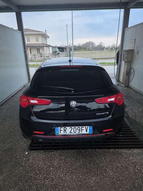 Usata Alfa Romeo Giulietta 120 CV (88 kW) 2019 Utilitaria