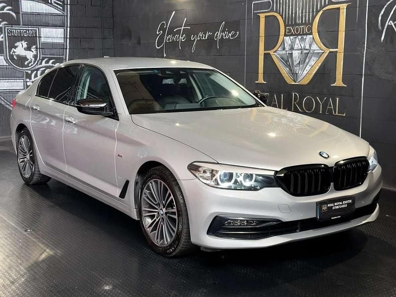 Usata BMW 520 Sport Line 190 CV (139 kW) 2018 Mettalizzato Berlina