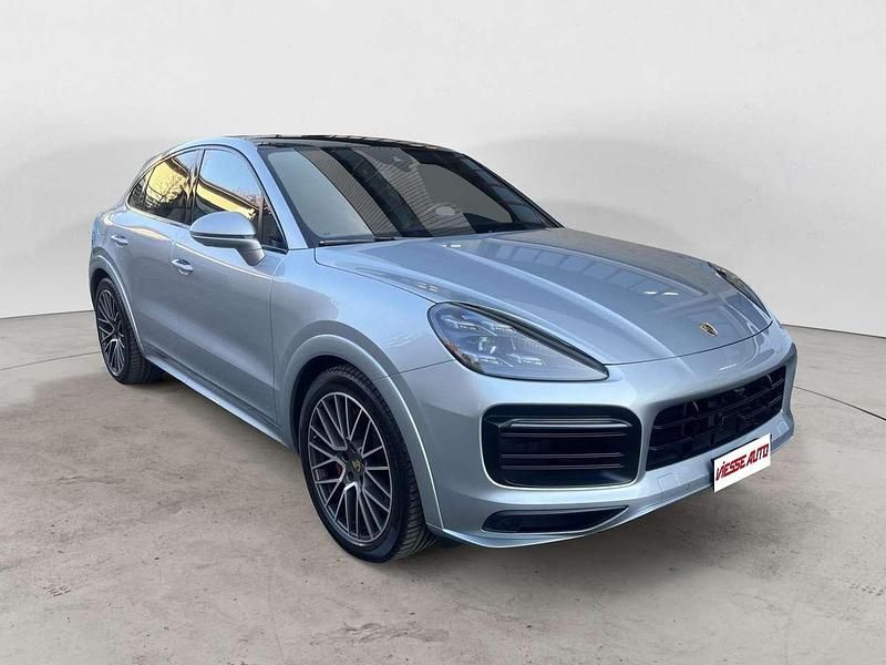 Usata Porsche Cayenne Coupe 460 CV (338 kW) 2021 Argento Coupé