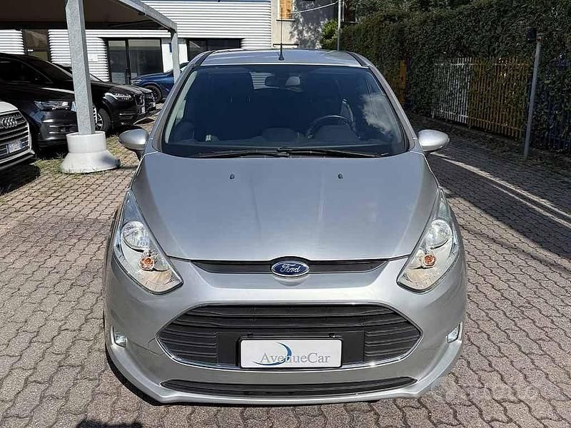 Usata Ford B-MAX S 75 CV (55 kW) 2016 Argento / metallizzato Monovolume