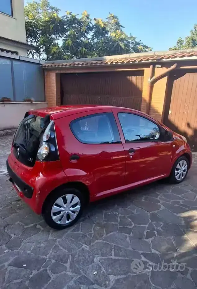Usata Citroën C1 68 CV (50 kW) 2010 Rosso Utilitaria