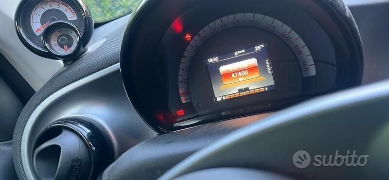 Usata 2019 Smart ForTwo Coupé Passion Due volumi | 10.500 € (Super prezzo) - Immagine 1/4