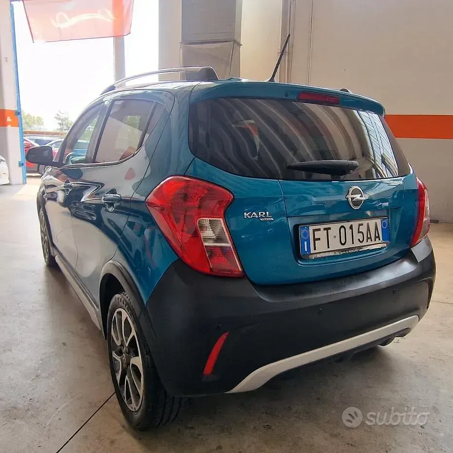 Usata Opel Karl Rocks S 73 CV (53 kW) 2018 Blu/azzurro Utilitaria