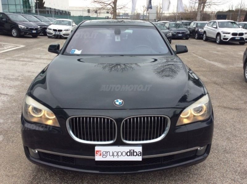Bmw 740 2010