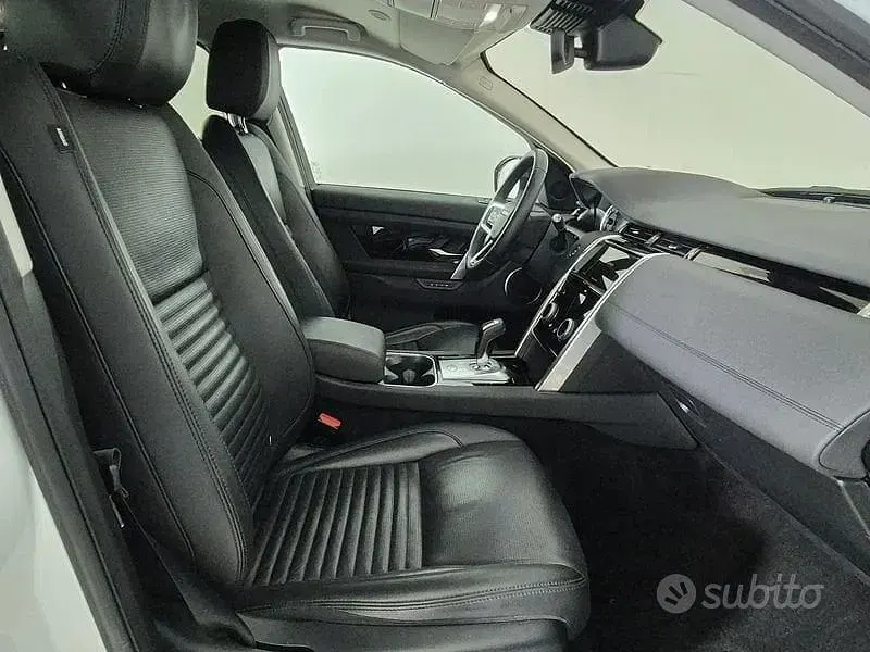 Usata Land Rover Discovery Sport SE 163 CV (119 kW) 2023 Bianco SUV