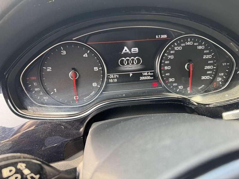 Usata Audi A8 Ambiente 258 CV (189 kW) 2014 Berlina