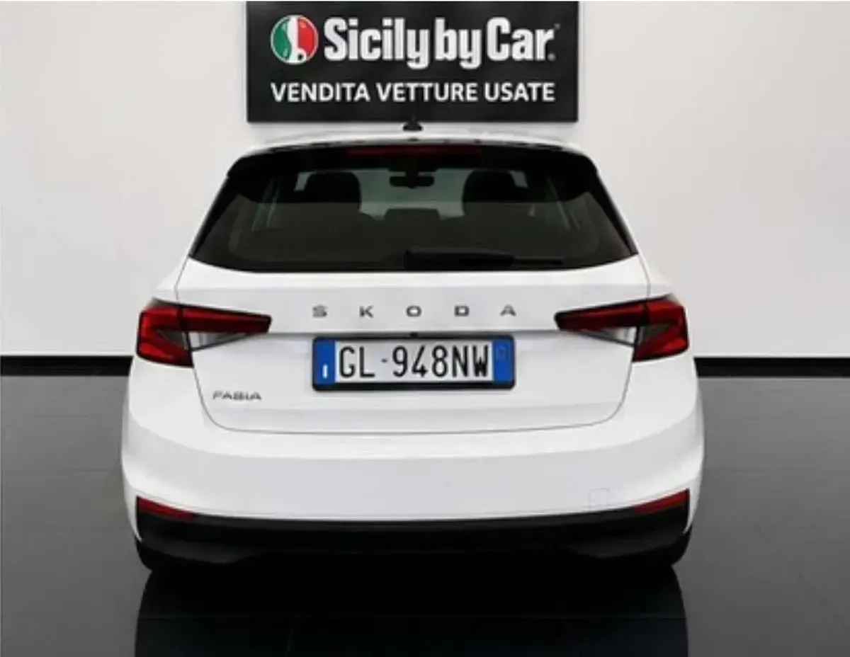 Usata Skoda Fabia Ambition 80 CV (58 kW) 2022 Bianco Utilitaria