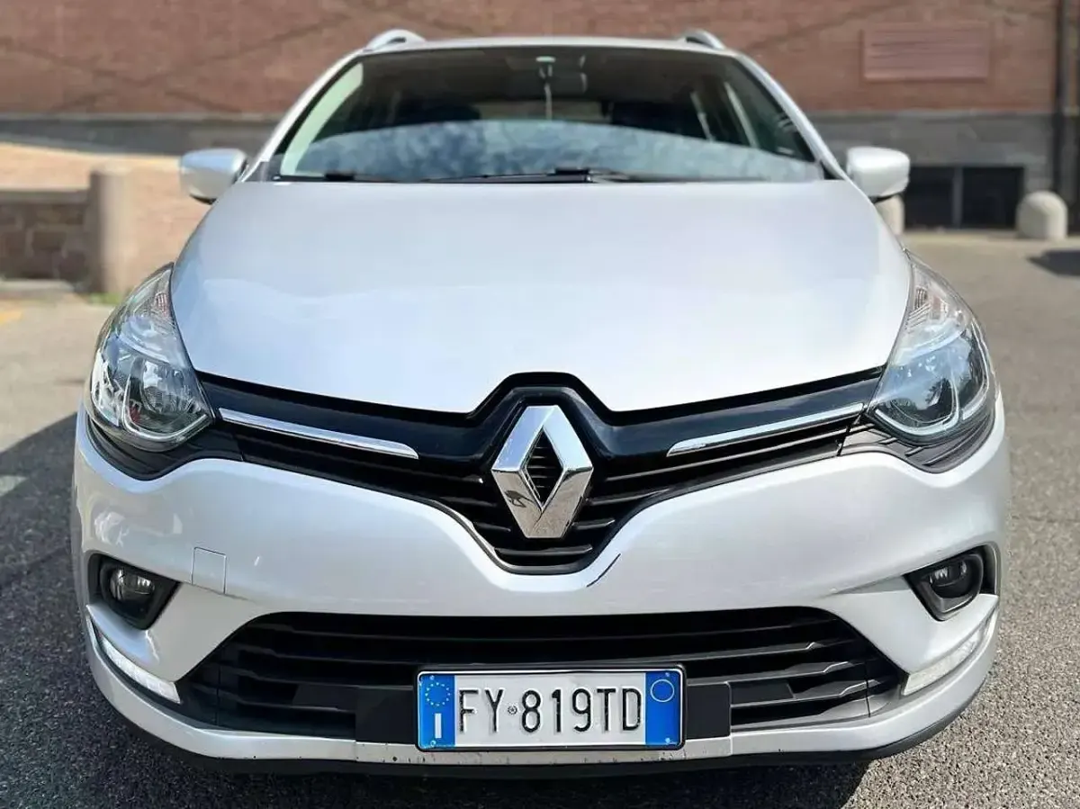 Usata Renault Clio GrandTour Life 90 CV (66 kW) 2019 Argento Station wagon