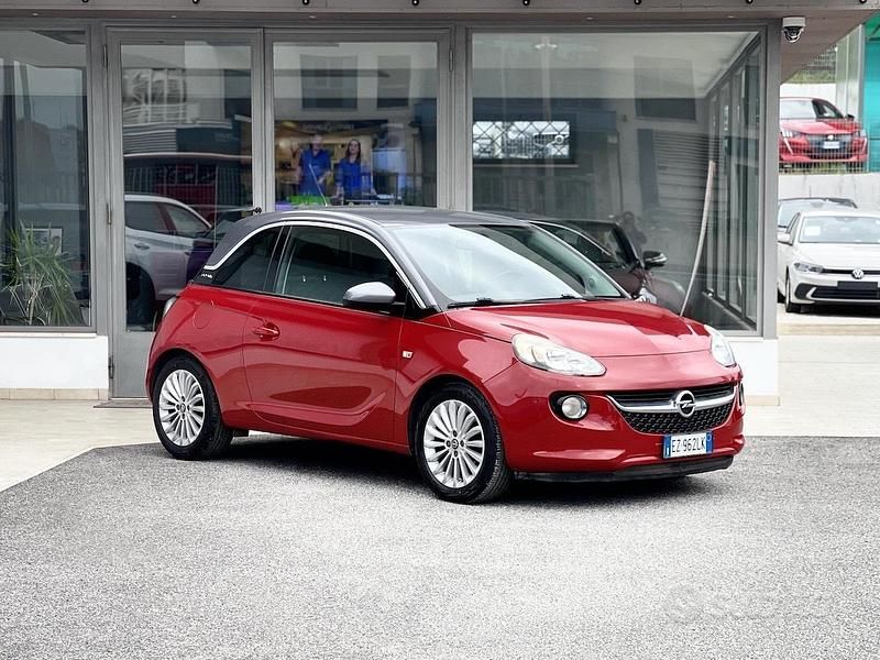Rosso Usata 2015 Opel Adam Due volumi | 9300 € (Buon prezzo) - Immagine 1/4