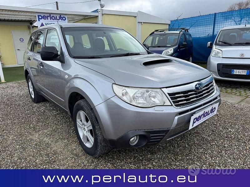 Usata Subaru Forester 147 CV (108 kW) 2009 Grigio SUV