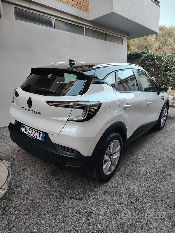 Usata Renault Captur Evolution 101 CV (74 kW) 2024 SUV