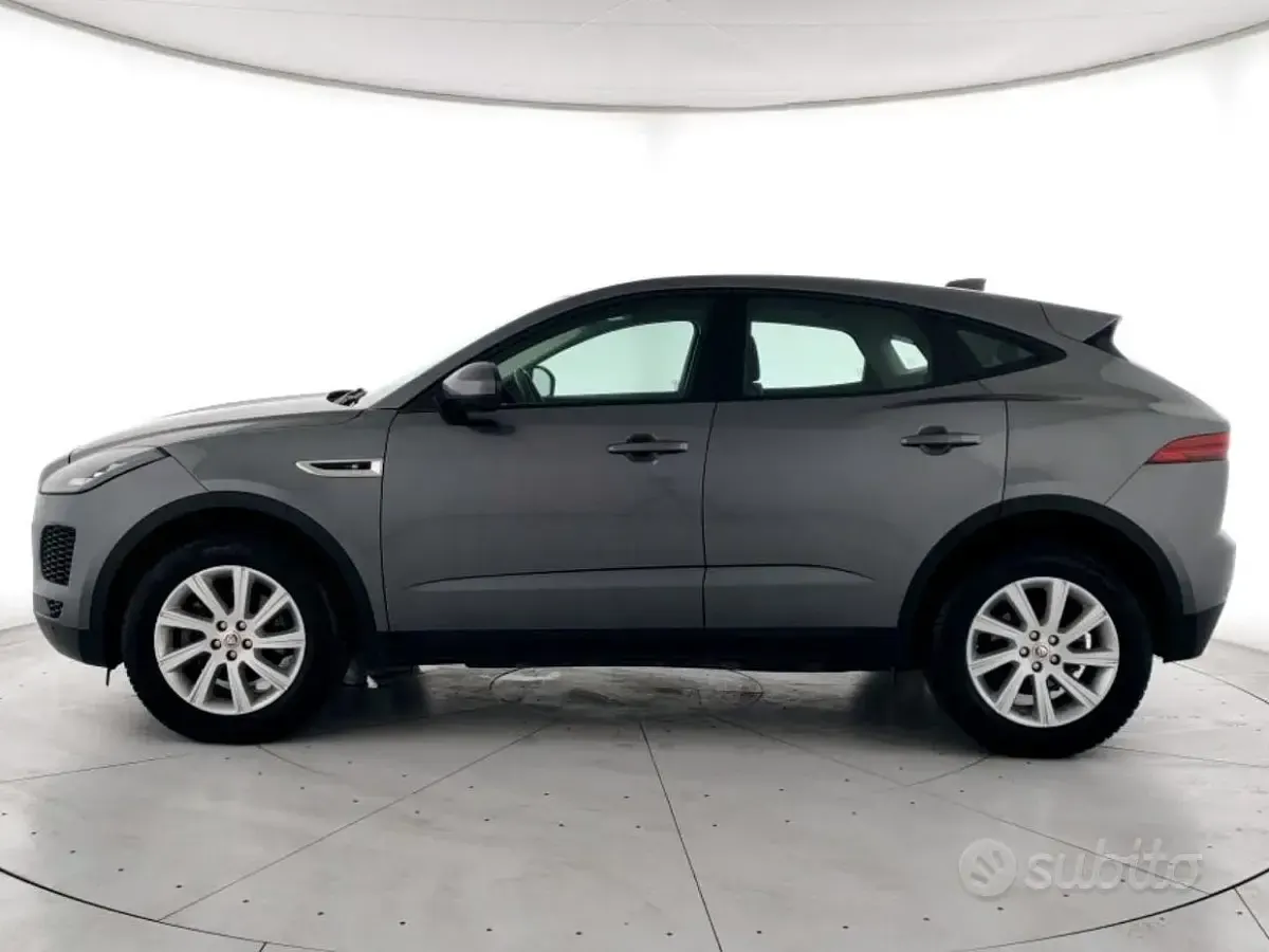 Usata Jaguar E-Pace SE 150 CV (110 kW) 2018 Grigio SUV